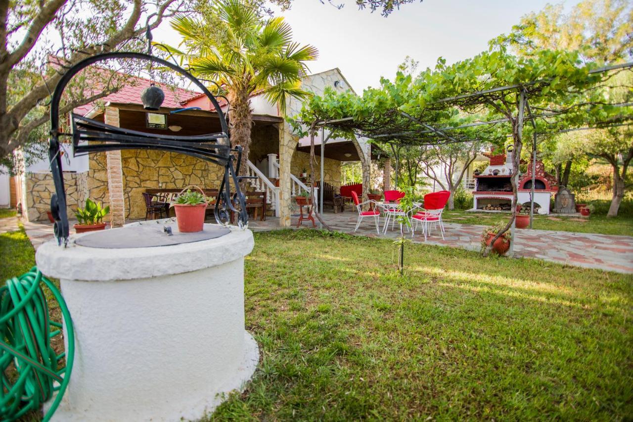 villa Touzla Ofrínion Esterno foto
