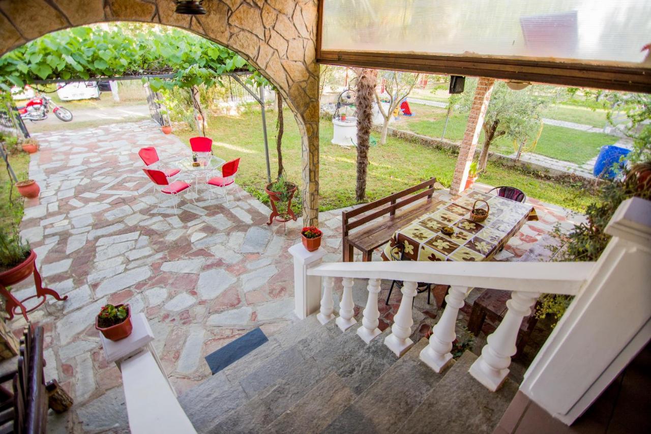 villa Touzla Ofrínion Esterno foto