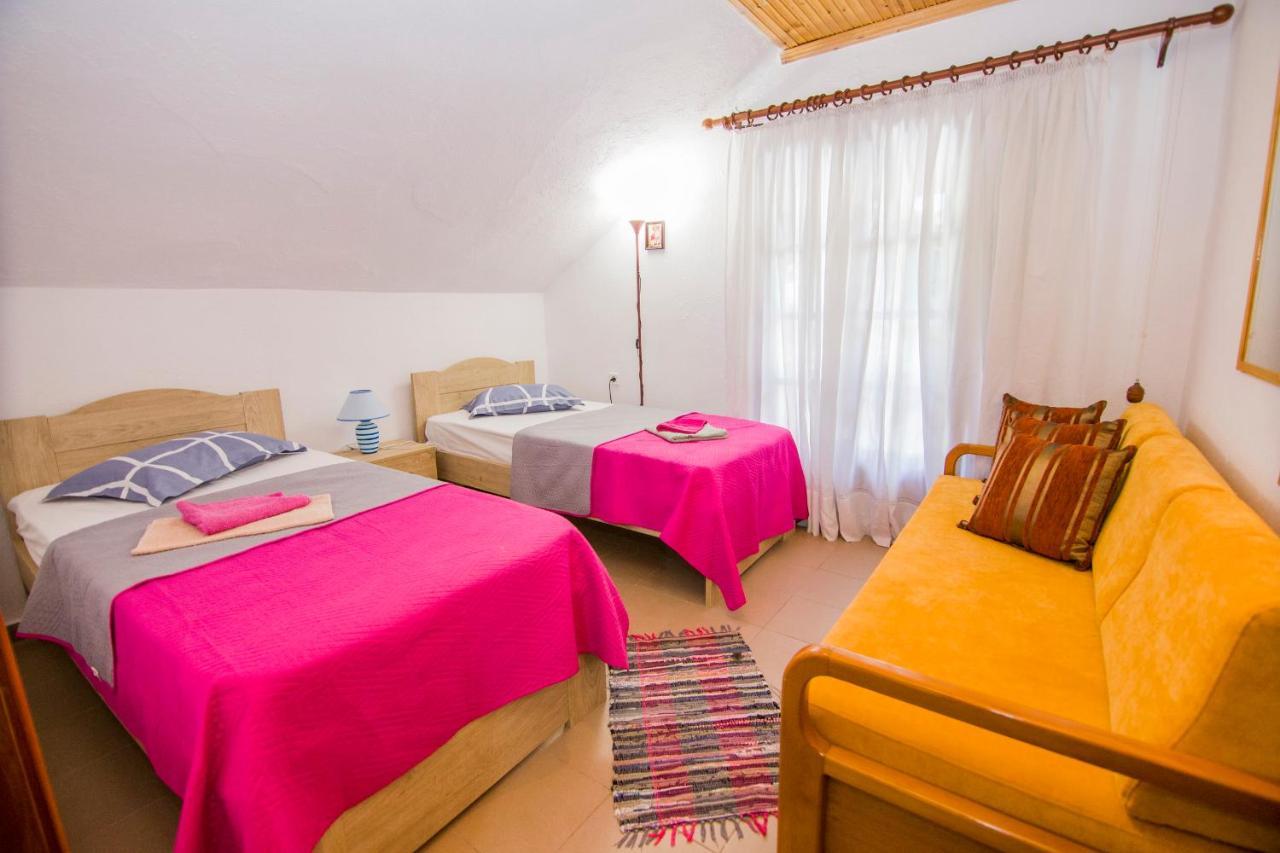 villa Touzla Ofrínion Esterno foto