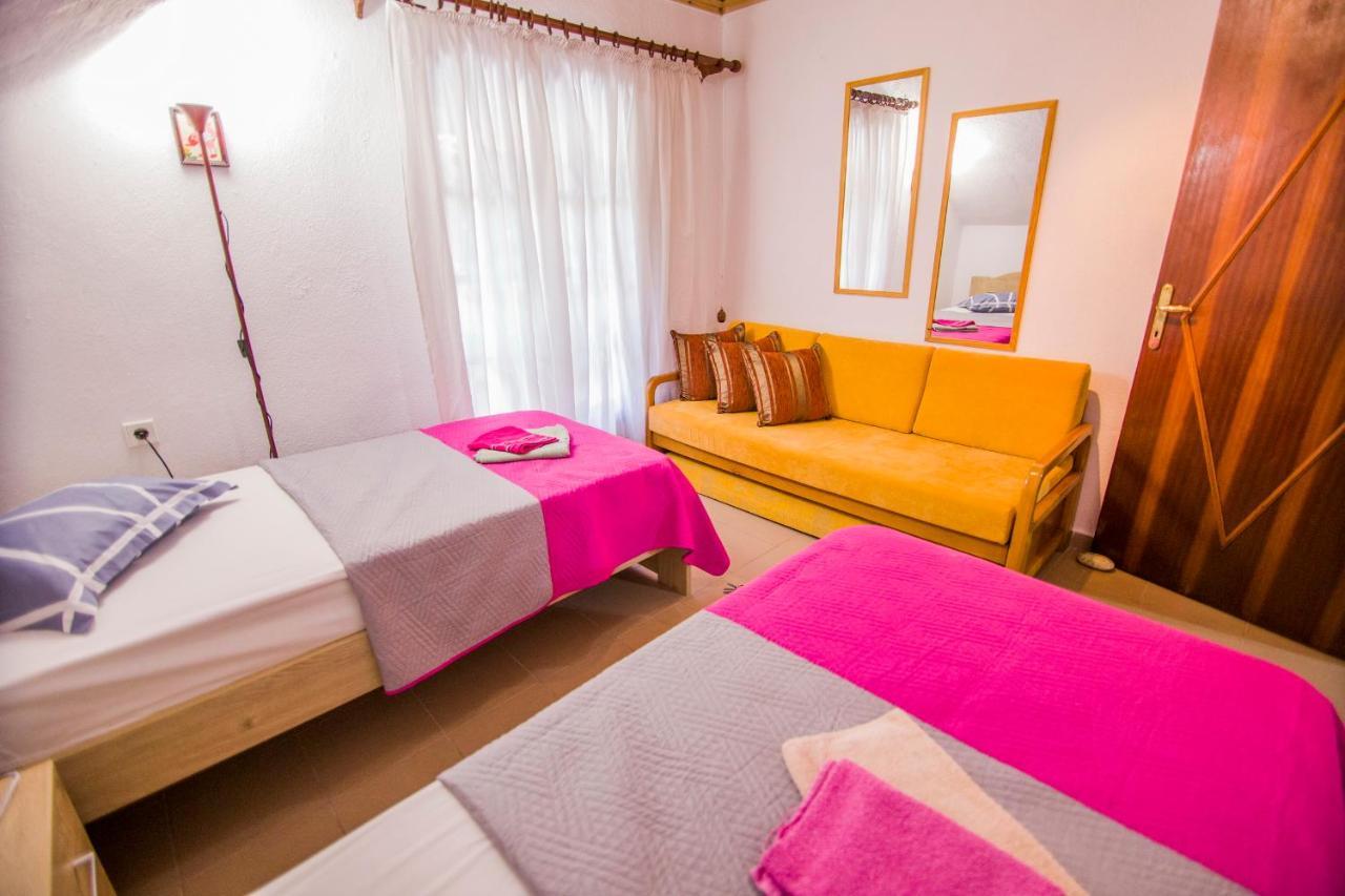 villa Touzla Ofrínion Esterno foto